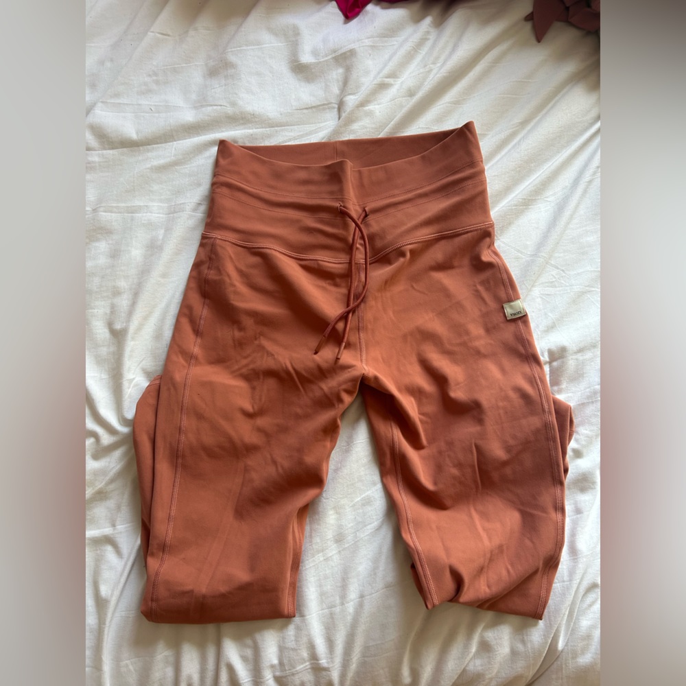 Vuori Straight Leg Joggers